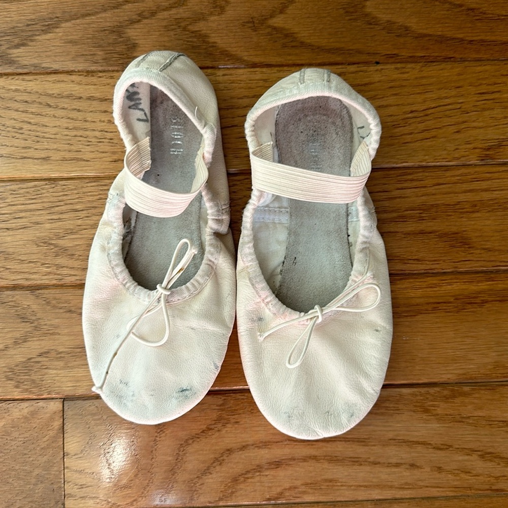 🩰 BLOCH Ballet Slippers pink girls size 12.5 ballet shoes dance
